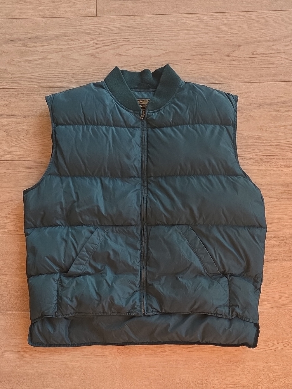 Eddie Bauer Vintage Puffer Vest in Forest Green